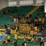 Έπαθαν… πλάκα με την παρουσία του κόσμου (vids)