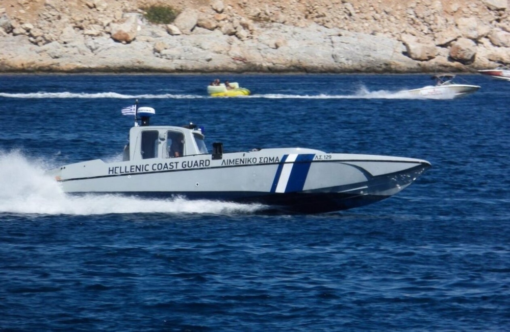 Αγωνία για 45χρονο Ρουμάνο μετά από ανατροπή σκάφους