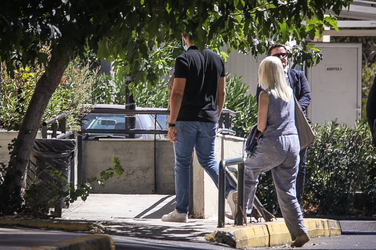 Εξελίξεις στην υπόθεση Μαζωνάκη: Η γιατρός φέρεται να έψαχνε μέσω AI τρόπους επαναφοράς από μέθη (vid)