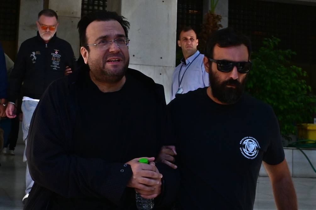 Υπόθεση Φίλιππου Καμπούρη: Η θυρίδα της συζύγου του και όσα δήλωνε ο ίδιος στην εφορία