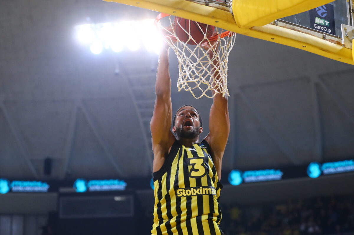 2/2 ο ΑΡΗΣ, 2/2… double-double και ο Ρόμπινσον