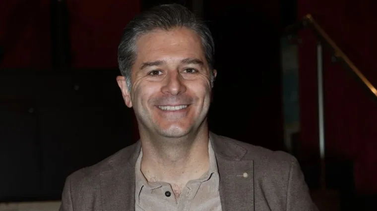 Μπουρδούμης: «Με ρωτάνε «μα δεν είναι περίεργο για το παιδί;”» (vid)