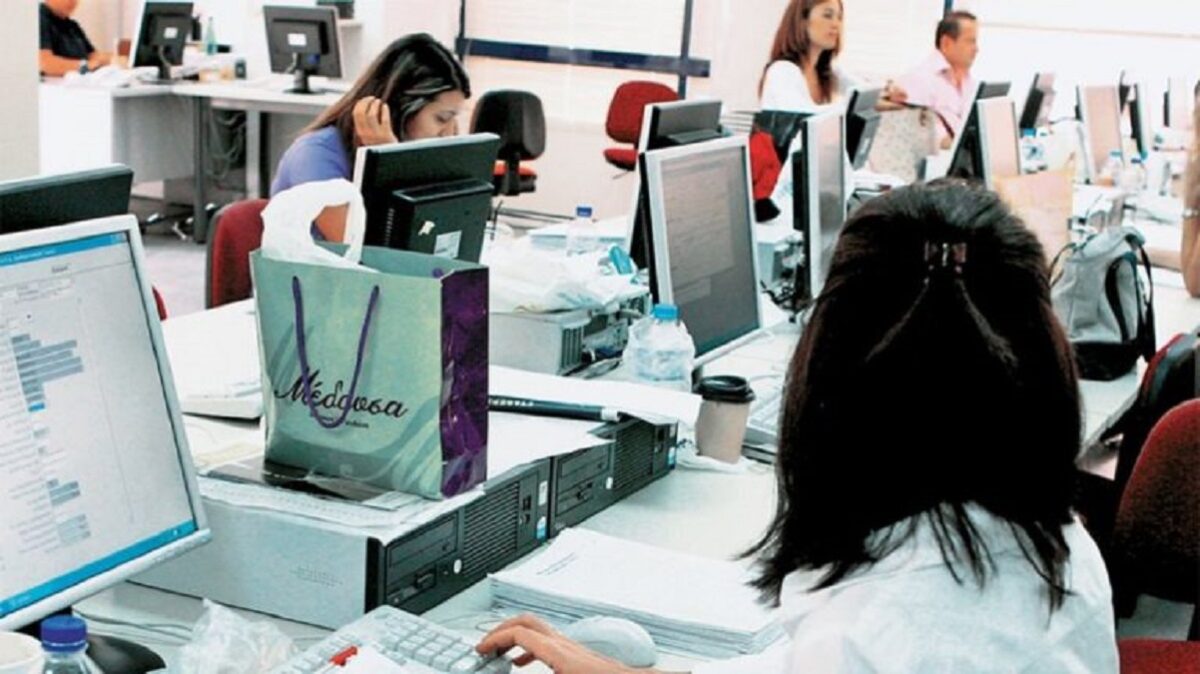 Δύο μεγάλα «αγκάθια» στις προσλήψεις για το Δημόσιο