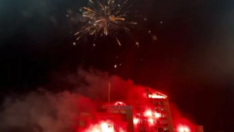 Το «αντίο» του Τζέκο στη Βοσνία είχε Pasillo, φωτοβολίδες και πυροτεχνήματα