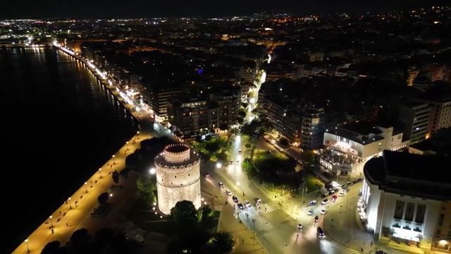 Ο νέος φωτισμός του Λευκού Πύργου… από ψηλά! (vid)