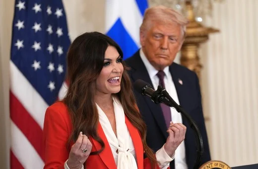 Τραμπ για Γκιλφόιλ: «Απογοητεύτηκα από όσα διάβασα – Έκανε πολύ καλή δουλειά στην Ελλάδα»