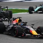 Formula 1: Καταιγιστικός Φερστάπεν στη Σεπάνγκ, νίκη μέσα στο χάος